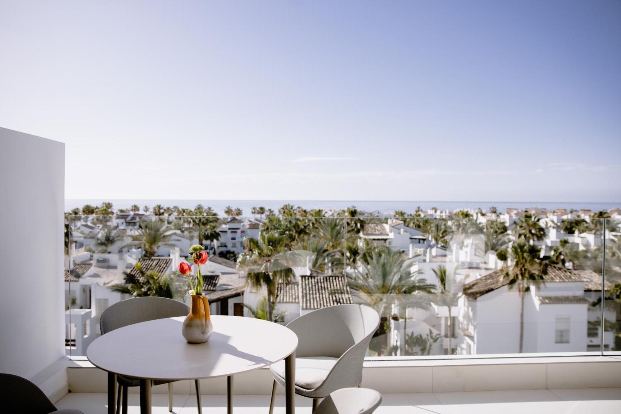 The Flag Hotel Marbella, Estepona Adult Recommended Ngoại thất bức ảnh