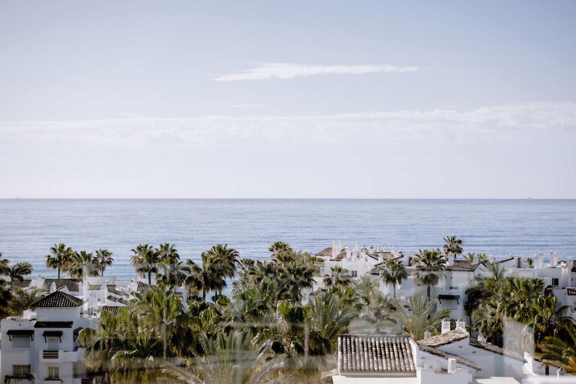 The Flag Hotel Marbella, Estepona Adult Recommended Ngoại thất bức ảnh