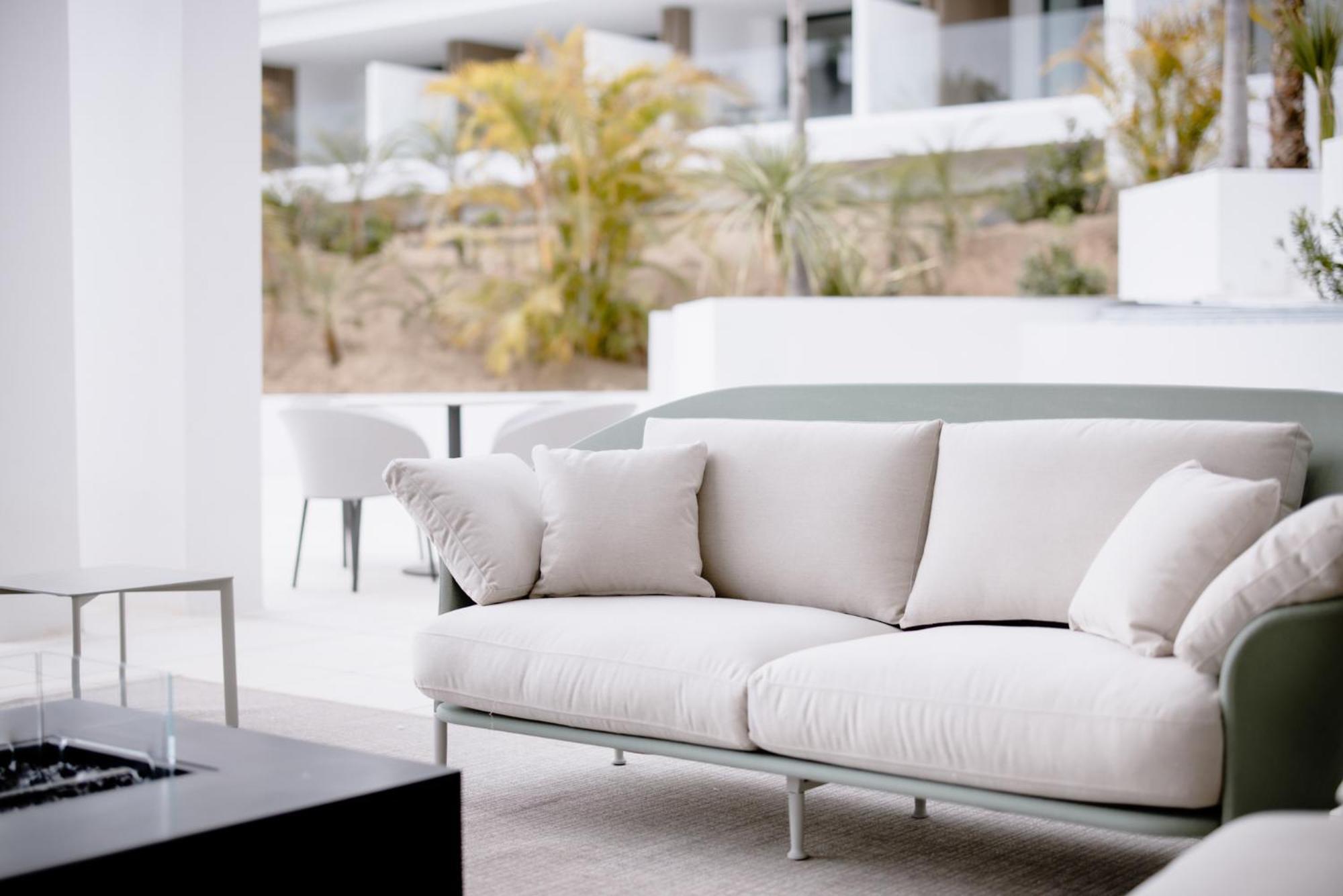 The Flag Hotel Marbella, Estepona Adult Recommended Ngoại thất bức ảnh